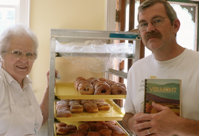 jameskingandmom James King and mother in bakery