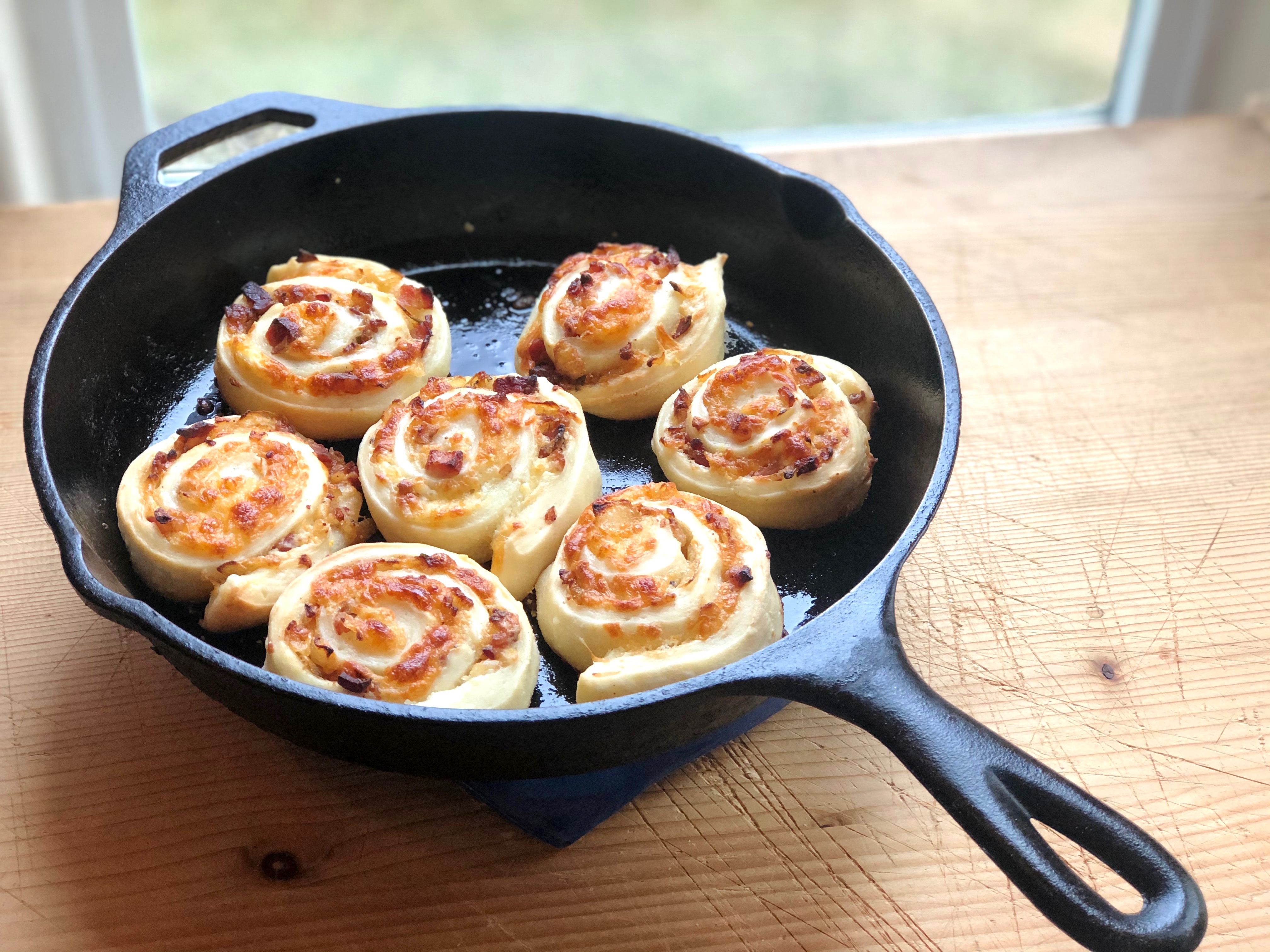 Featured image for “Pizza Pinwheels”